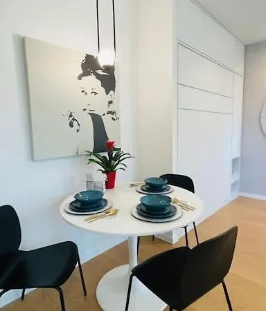 The Urban Retreat @ Mokotow District Of Warsaw